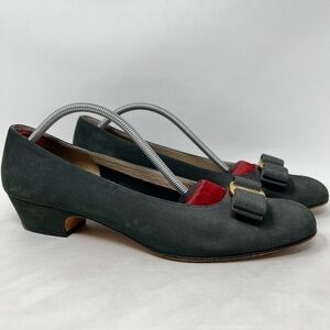 Salvatore Ferragamo vintage dark green Leather Bow Ribbon Accent 9 AA